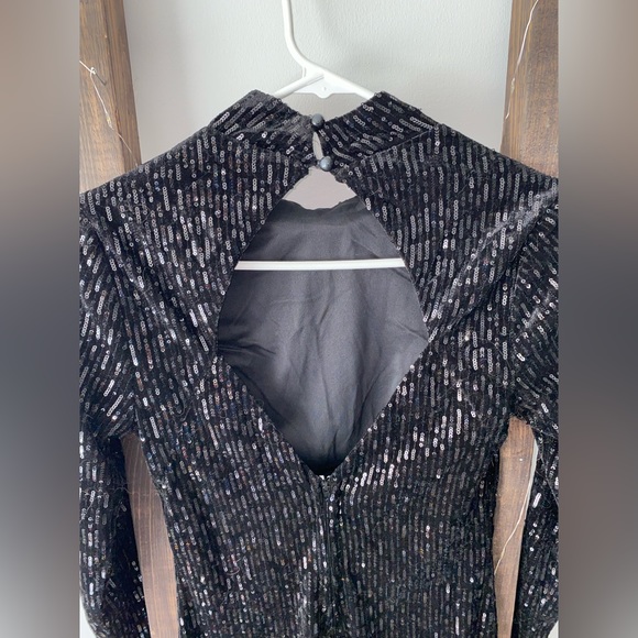 Black sequin dress - Picture 4 of 5